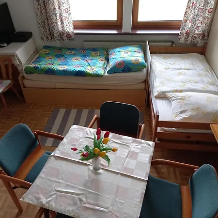 Grosses Bergpanorama Inmitten Seen- Rad-und Wanderausfluege